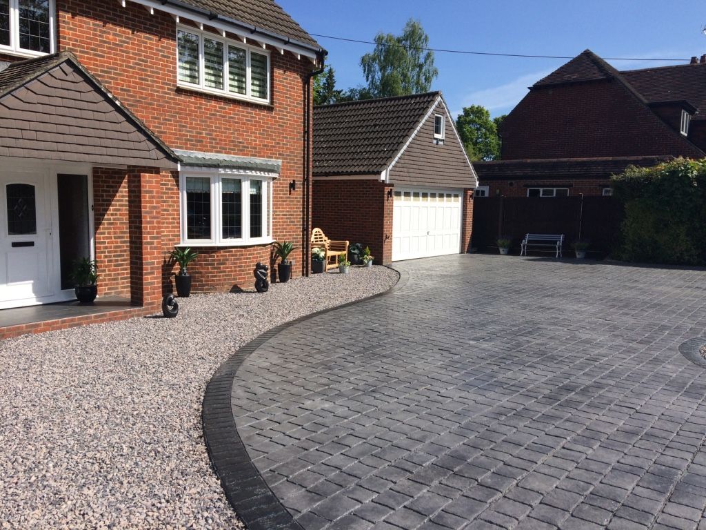 curved driveways